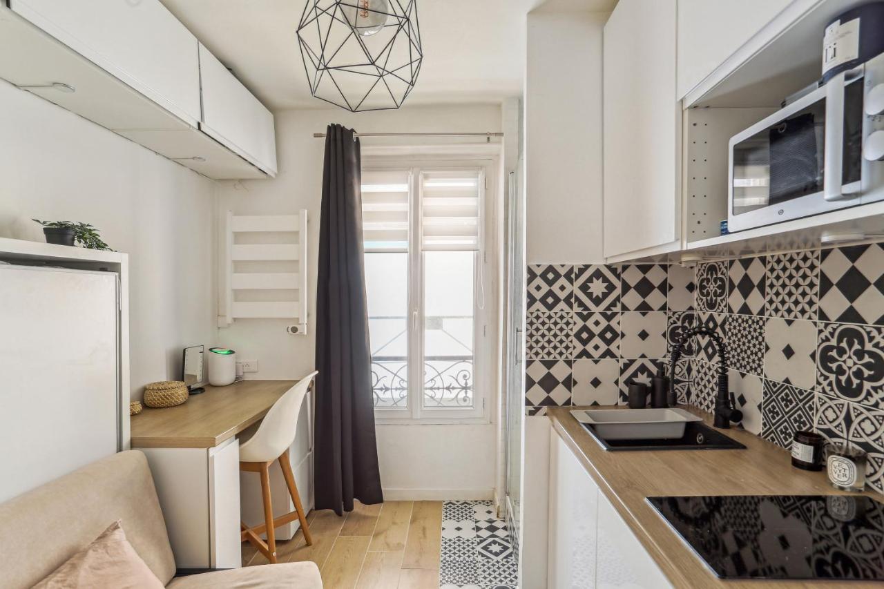 Small Comfortable Studio Near Eiffel Tower Paris Exterior foto